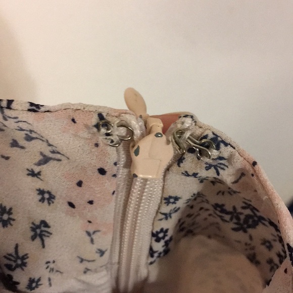 💘Forever 21 Maxi Skirt Sheer Floral design (M)💖 - Picture 9 of 10